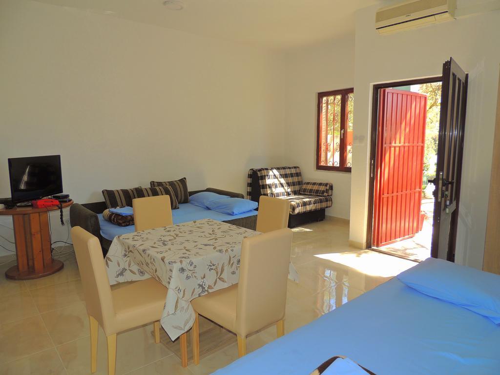 Guest House Jelena Budva Kültér fotó